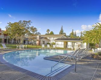 Relaxing wine country condo at Silverado in Napa - Napa - Piscina