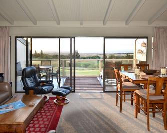 Best Ocean and Mountain View! - Waikoloa Village - Living room