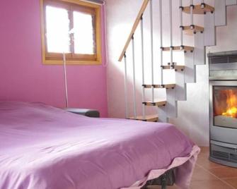 Ayse: Cottage with garden 'La Casetta' between Chamonix Geneve Annecy - Bonneville - Chambre