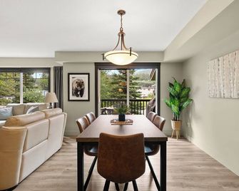 Beautiful South Facing 2bd/2bth Condo with Hot Tub and Gorgeous Mountain Views! - Dead Man's Flats - Comedor