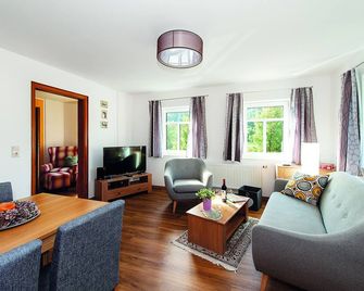 Ferienhaus Elbufer 83 - Bad Schandau - Living room