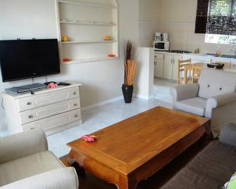 Colibri Beach Villas - Trou d'Eau Douce - Living room
