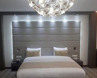 Hani Hotel - Bab Ezzouar - Camera da letto