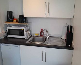 Rural Cabin with Outstanding Views - Magherafelt - Kitchen