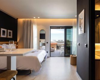 Porta Suites - Heraklion - Living room
