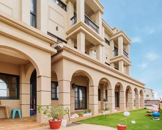 Kiwi Villa - Magong City - Building
