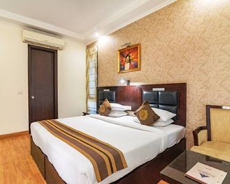 Royal Residence On Mg Road - Gurugram - Habitación