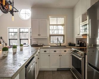 Tremblant Prestige - Les Eaux 227-5 - Mont-Tremblant - Cuisine