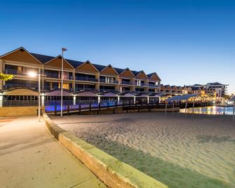Dolphin Quay Apartments - Mandurah - Edificio