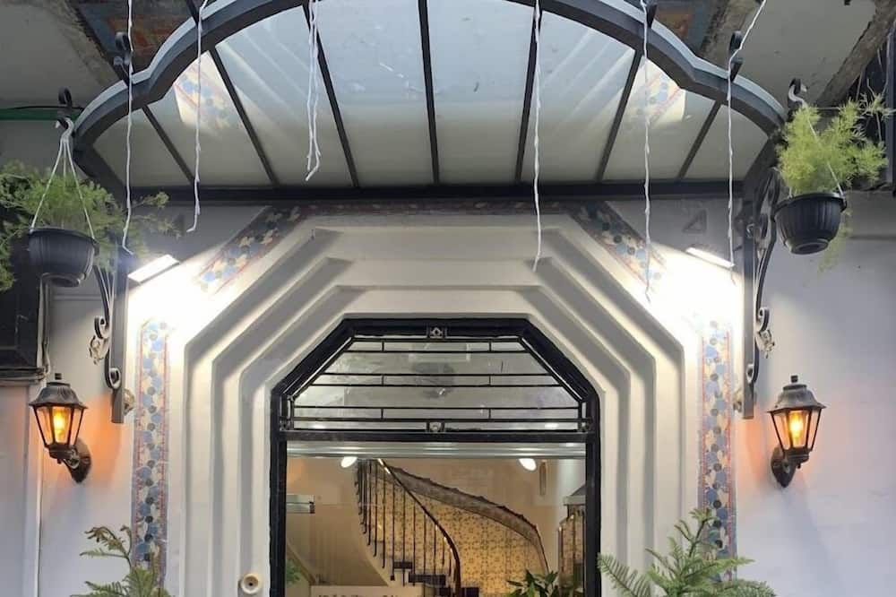 Afric Hotel- Casbah - Algier - Aufgang