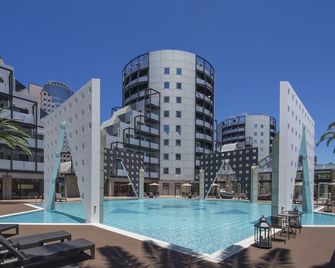 The Residential Suites Fukuoka - פוקואוקה - בריכה