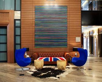 Comfy Cozy 2-Bedroom @Knightsbridge 2101 - Makati - Hall d’entrée