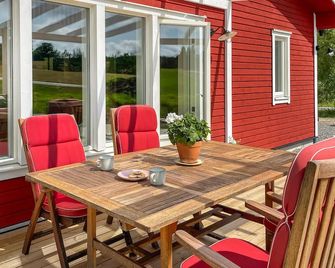 2 Bedroom Amazing Home In Saeffle - Säffle