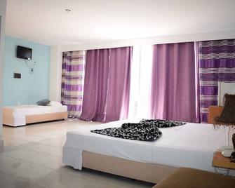Hotel Cachoeira Tarrafal - Tarrafal - Habitación