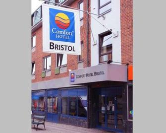 Clarion Collection Hotel Bristol - Arvika - Edificio