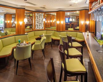 Sonnenhotel Bayerischer Hof - All Inklusive - Waldmünchen - Bar