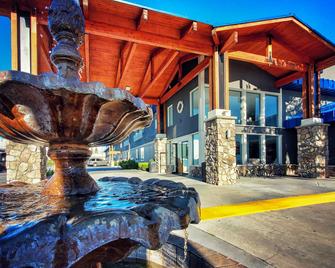 Cielo Hotel Bishop-Mammoth, an Ascend Collection Hotel - Bishop - Bina