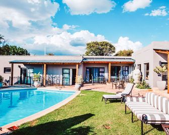 Le Grant Guesthhouse - Kroonstad - Pool