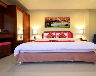 Phuket Airport Inn - Sakhu - Sovrum