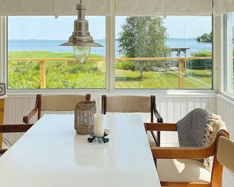 6 Person Holiday Home In Odensbacken-By Traum - Örebro - Spisesal