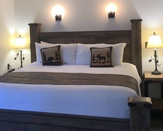 Adirondack Lodge Old Forge - Old Forge - Bedroom