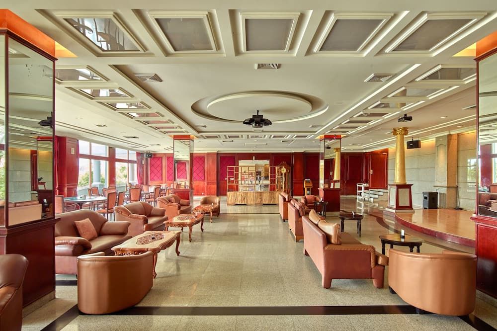 Aston Cimone Hotel & Convention Center