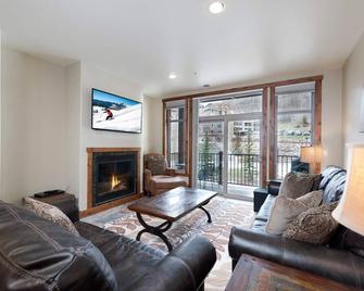 Peregrine Point 205 - Durango - Living room