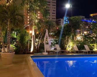 Ocean Mile Hotel - Fort Lauderdale - Piscina