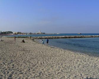 Vento Dell'Est - San Cataldo - Playa