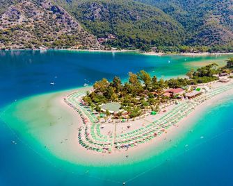 London Hotel - Ölüdeniz - Pláž