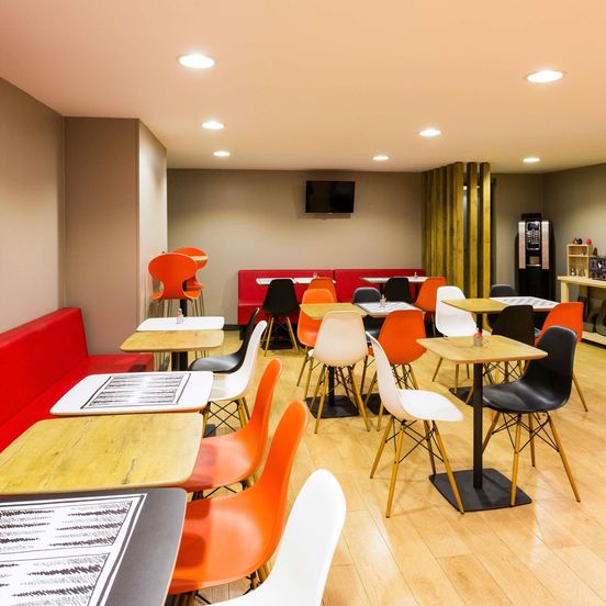 ibis Bordeaux Centre Gare Saint-Jean Euratlantique image 1