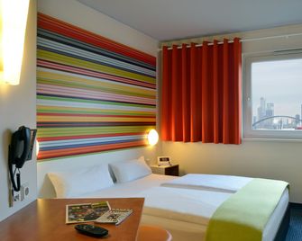 B&B Hotel Frankfurt-Niederrad - Frankfurt am Main - Bedroom