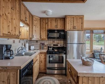 Honey Bear - Mountain cabin with gorgeous scenery - Clark - Kitchen