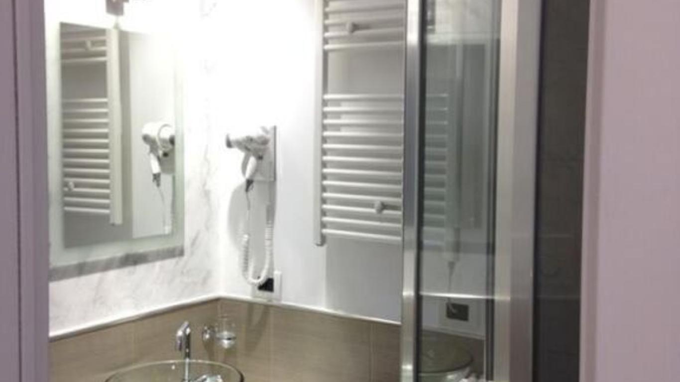 Valle Aurelia House