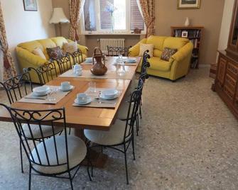 Villa 2 Fields - Castellaneta - Eetruimte