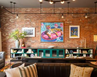 Moxy Cincinnati Downtown - Cincinnati - Salon