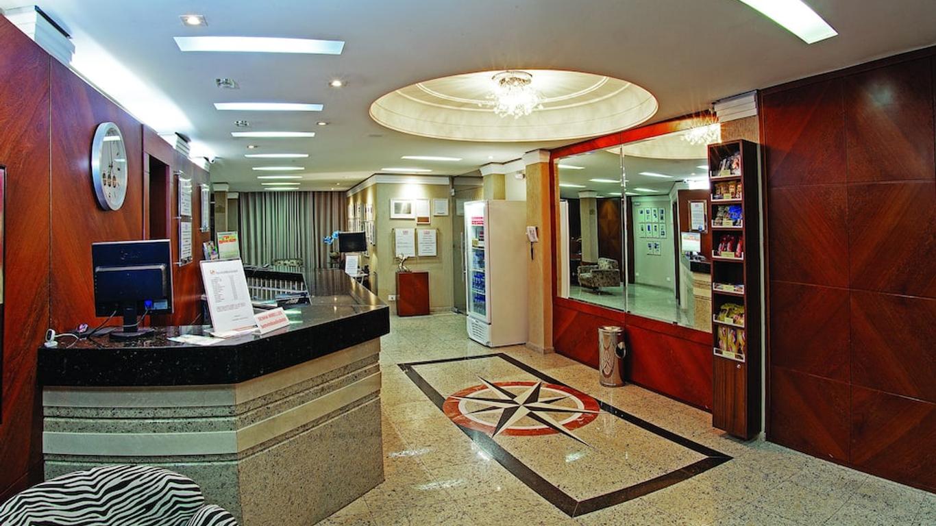 Lira Hotel