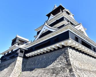 Toyoko Inn Kumamoto-jyo Toricho Suji - Kumamoto - Gebouw