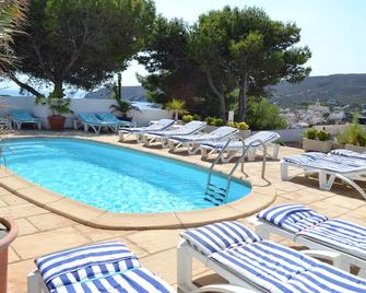 Hotel S´Aguarda - Cadaques - Basen