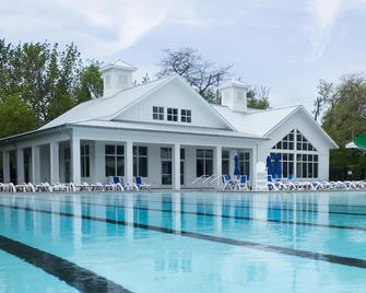 Charming Cottage Within the Gates of Lakeside Chautauqua! - Marblehead - Piscina