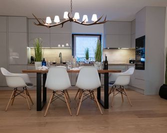 Ferienwohnungen Schnabel im Herzen von Rottach-Egern - Wohnung Wallberg - Rottach Egern - Dining room