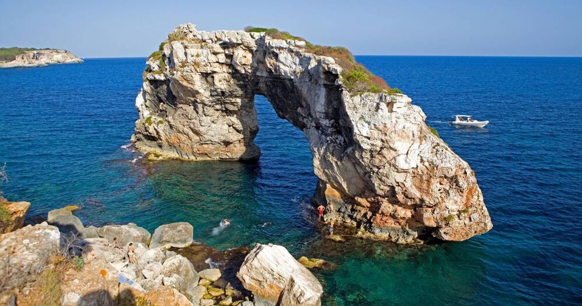 Hotel Apartamentos Cala Santanyi desde 113 €. Hoteles en Cala Santanyí ...