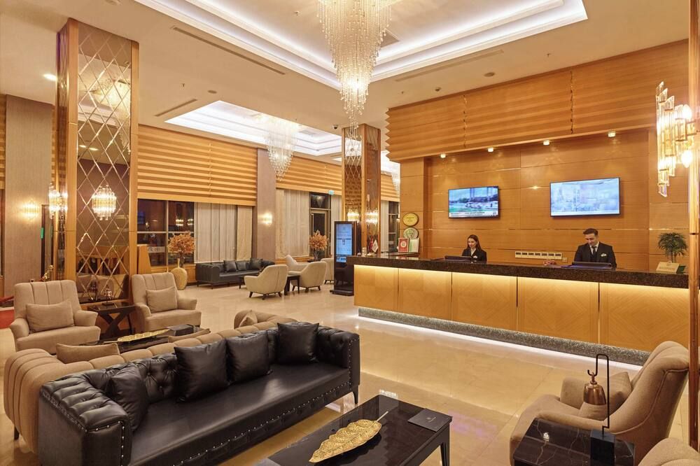 بالمي هوتل جازي أنتيب