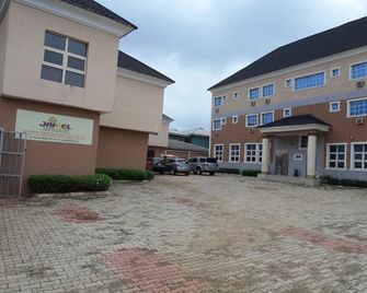 Jaftel Hotels & Suites - Ikorodu - Building