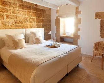 Le Vieux Castillon - Castillon-du-Gard - Bedroom