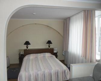 Gostinitsa Tselinnaya - Kostanai - Bedroom