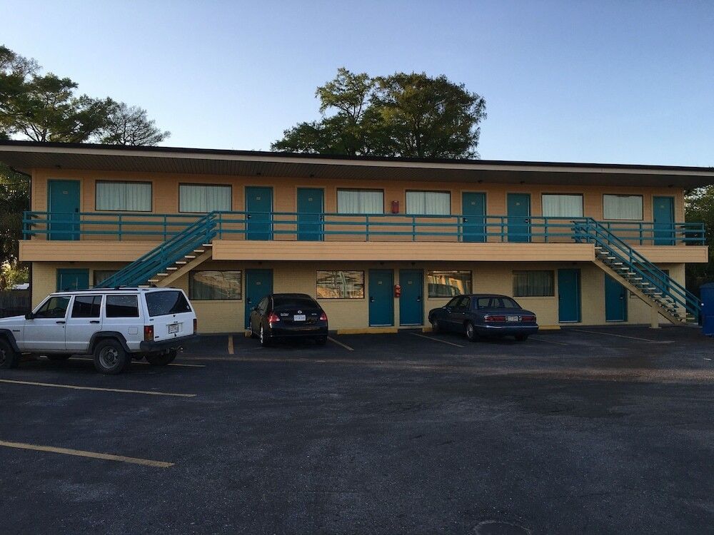 New Orleans Inn - ניו אורלינס - בניין