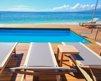 Serenity Island Resort - Bounty Island