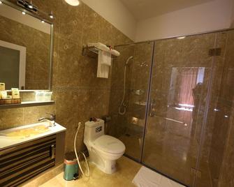 Saigon Emerald Beach Resort - Mũi Né - Baño