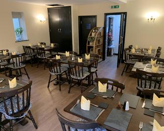 The Talbot Hotel - Welshpool - Restaurant